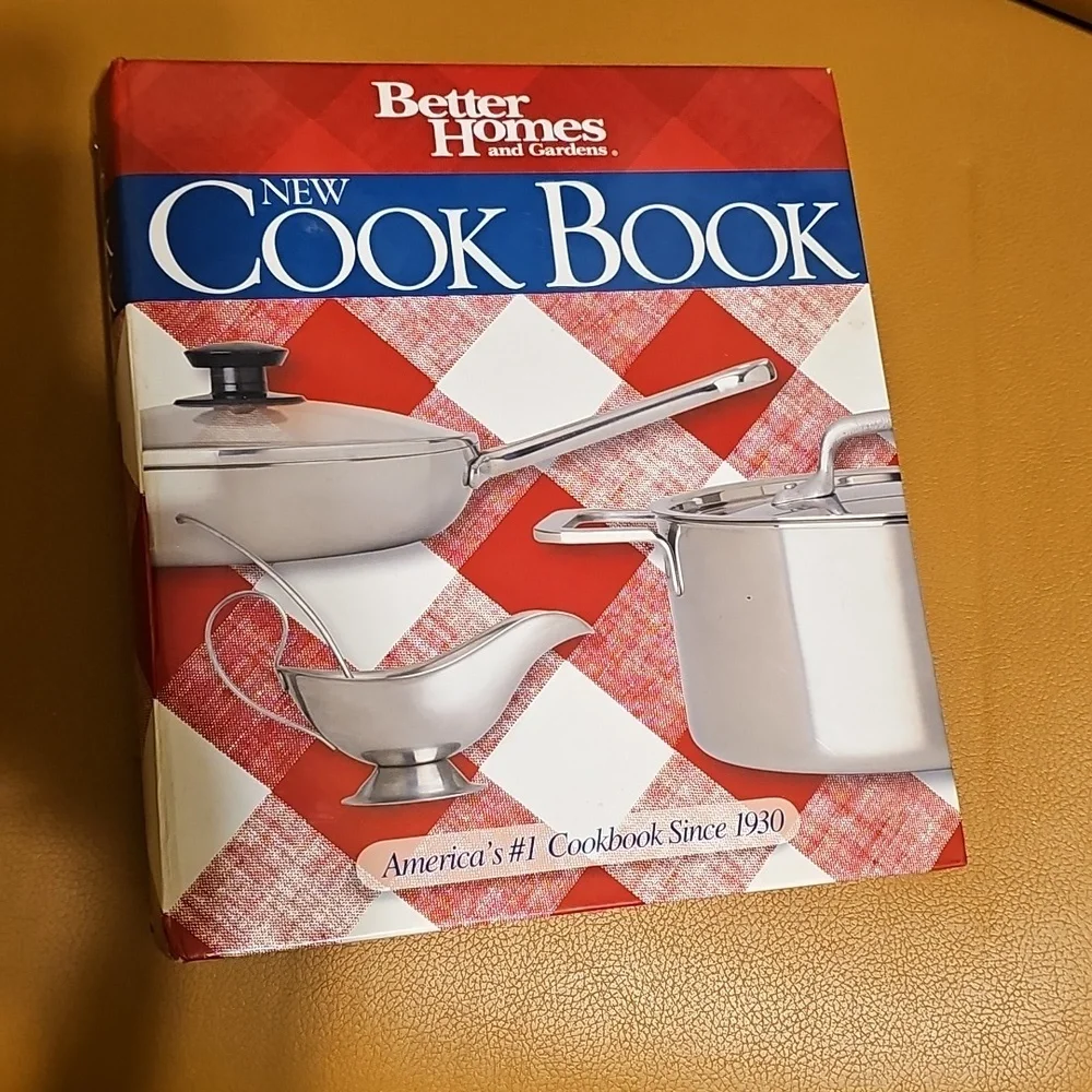 2006  Better Homes and Gardens New CookBook 14th Edition